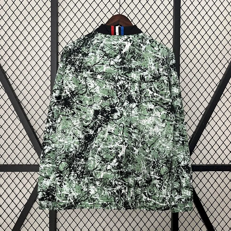 Manchester United 2024 Reversible Jacket - Image 17