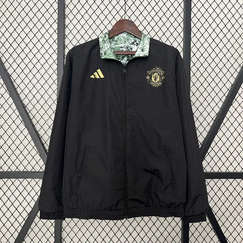 Manchester United 2024 Reversible Jacket - Image 4