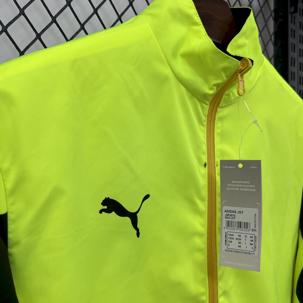 Borussia Dortmund 2025 Reversible Jacket - Image 9