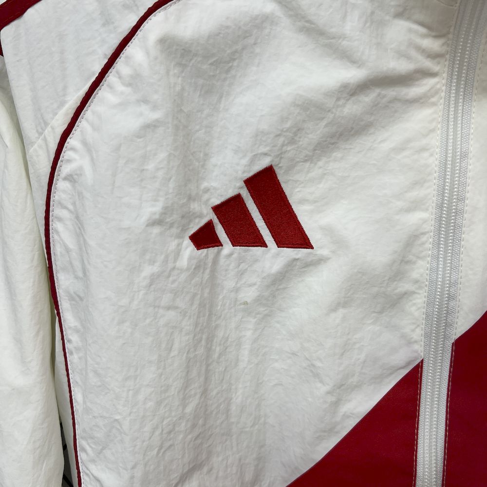 River Plate 2025 Windbreaker - Image 11