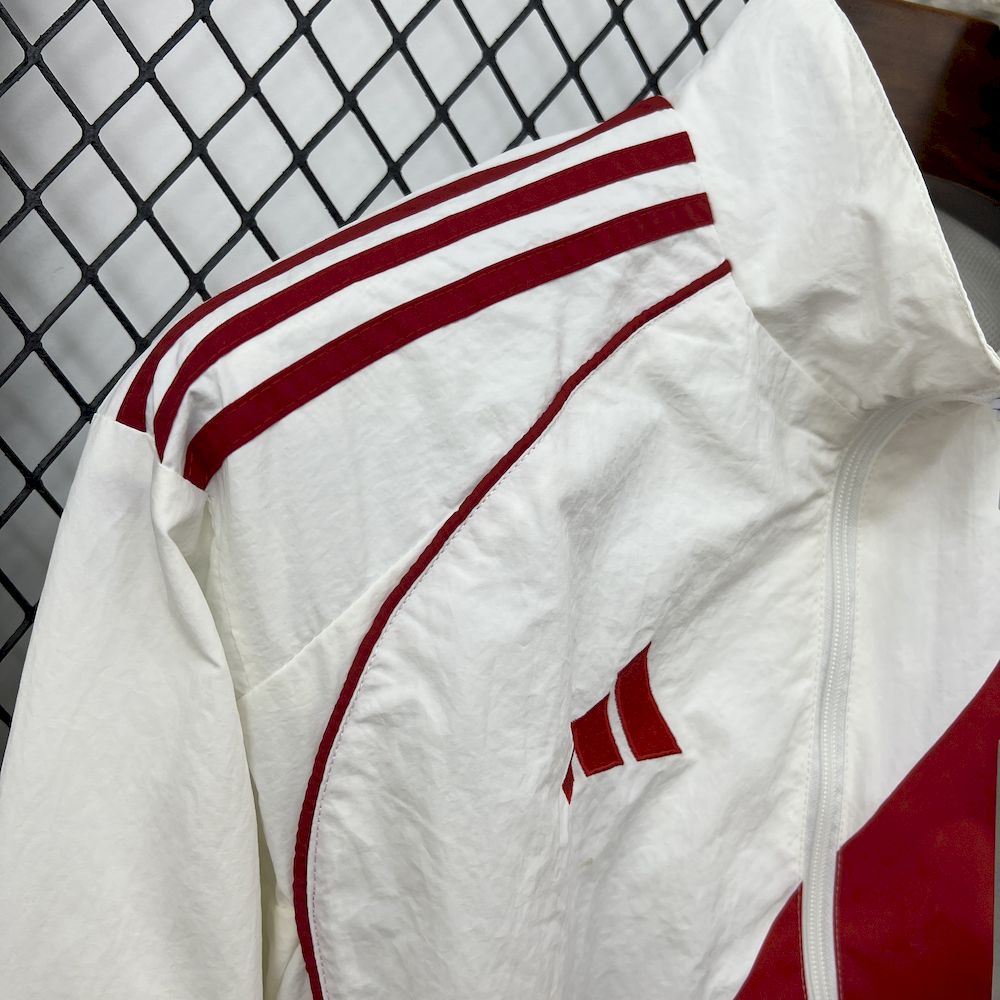 River Plate 2025 Windbreaker - Image 6