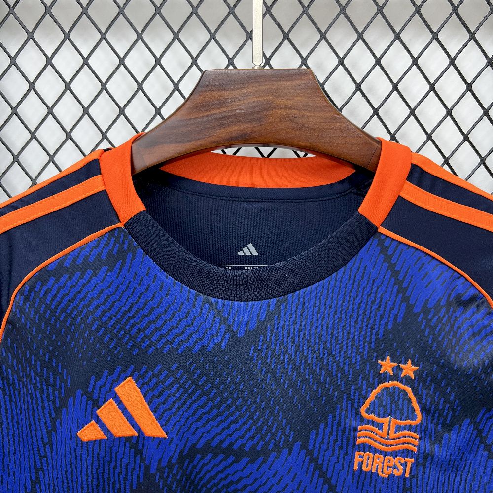 Mens Nottingham Forest 2025/26 Third Jersey - Image 3