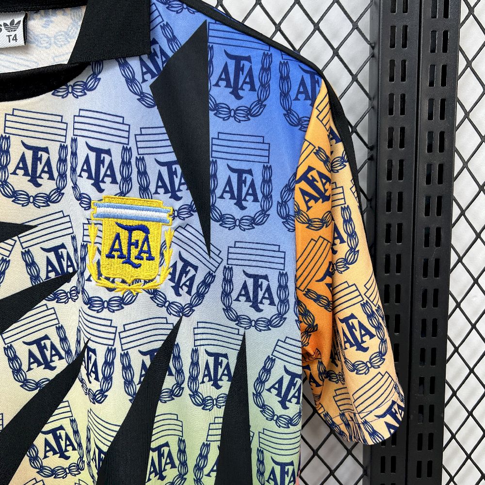 Retro Argentina 1993/94 Goalkeeper Jersey - Image 5