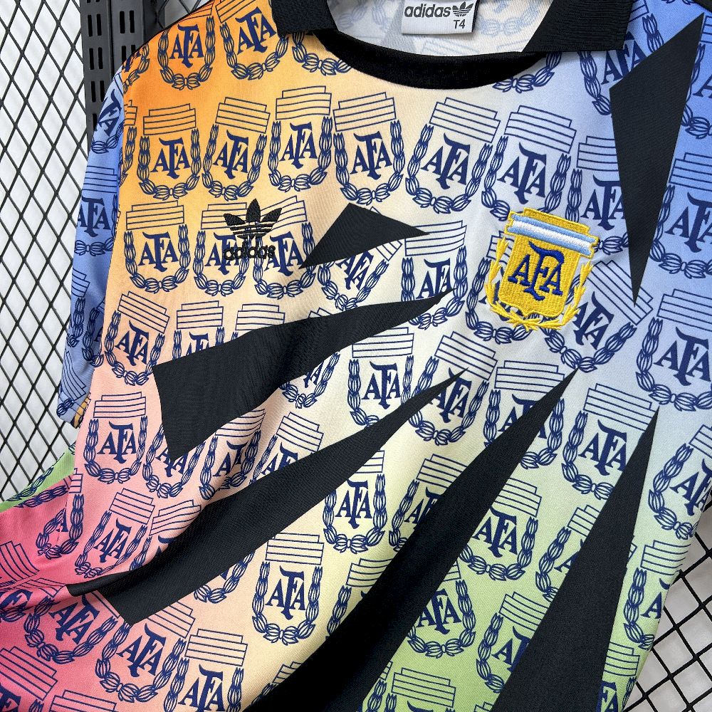 Retro Argentina 1993/94 Goalkeeper Jersey - Image 2