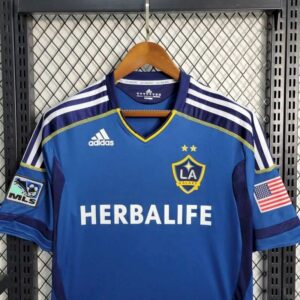 Alternative view of Retro LA Galaxy 2011/12 Jersey