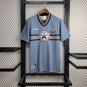 Vista alternativa de Retro Newcastle United 1996/97 Away Jersey