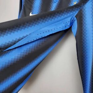 Alternative view of Retro Inter Milan 2010/11 Home Long Sleeve Jersey