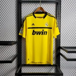 Retro Real Madrid 2011/12 Goalkeeper Jersey