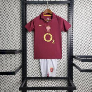 Retro Arsenal 2005/06 Home Kids Kit