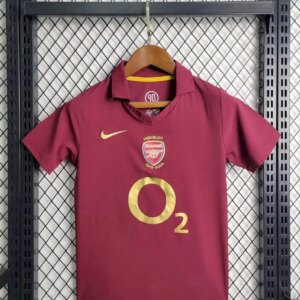 Alternative view of Retro Arsenal 2005/06 Home Kids Kit