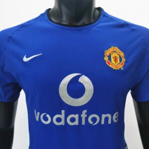 Alternative view of Retro Manchester United 2002/03 Thirds Jersey