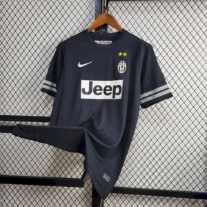Retro Juventus 2012/13 Away Jersey