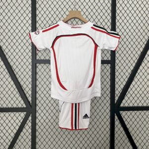Alternative view of Retro AC Milan 2006/07 Away Kids Kit