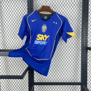 Retro Juventus 2004/05 Away Jersey