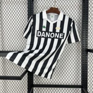 Retro Juventus 1992/94 Home Jersey