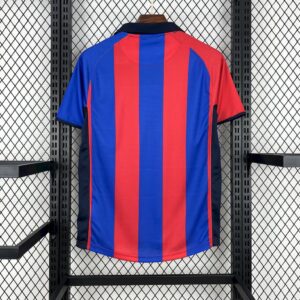 Alternative view of Retro Barcelona 2001/02 Home Jersey