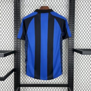 Alternative view of Retro Inter Milan 2001/02 Home Jersey