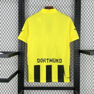 Alternative view of Retro Borussia Dortmund 2012/13 Home Jersey