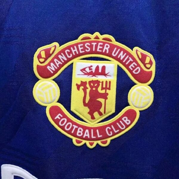 Manchester United 1986 88 Third Retro Jersey 33049