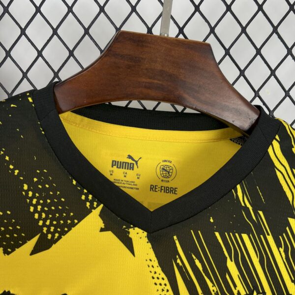 Borussia Dortmund 2025/26 Home Jersey - Image 3