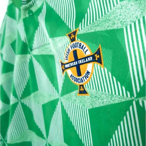 Northern Ireland 1990/1992 Home Retro Jersey - Image 6