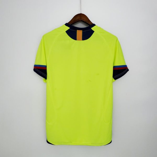 Barcelona 2005/06 Away Retro Jersey - Image 2