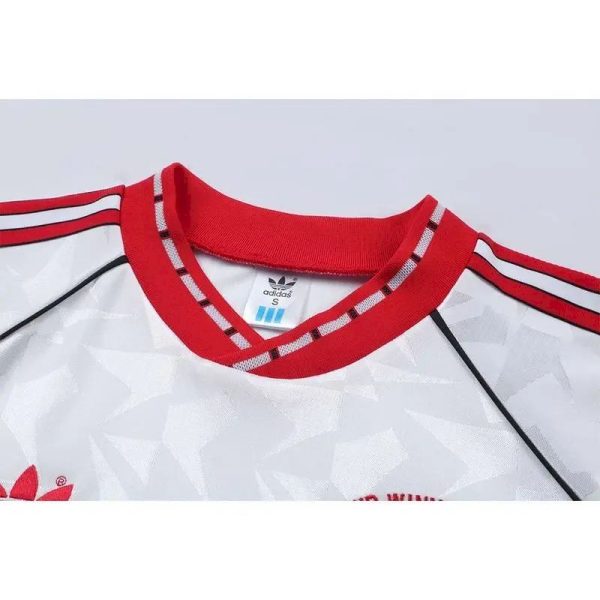Manchester United 1991 Cup Winners Cup Retro Jersey - Image 8