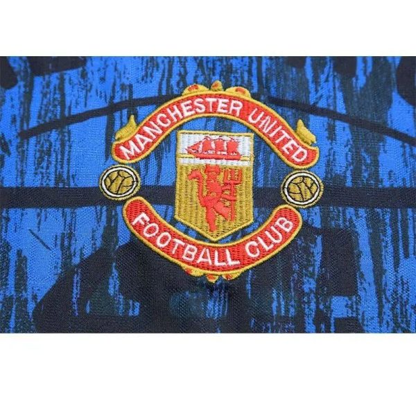 Manchester United 1992/93 Away Long Sleeves Retro Jersey - Image 9