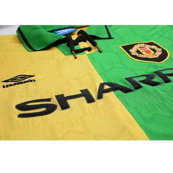 Manchester United 1992/94 Third Retro Jersey - Image 6