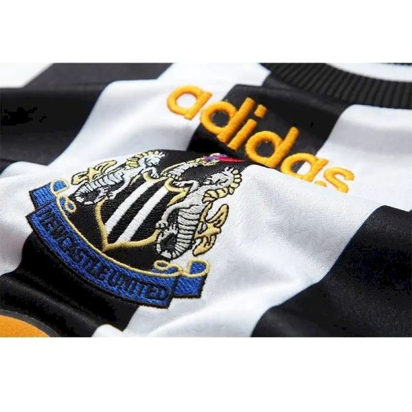 Newcastle United 1997/99 Home Long Sleeves Retro Jersey - Image 3
