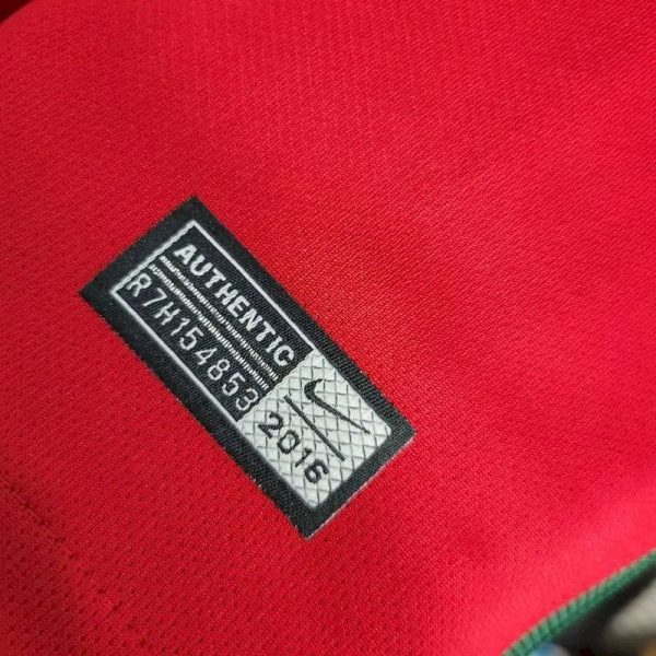 Portugal 2016/17 Home Long Sleeves Retro Jersey - Image 4