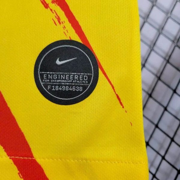 Barcelona 2019/20 Fourth Retro Jersey - Image 8