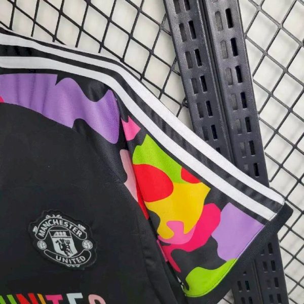 Manchester United 2024/25 Pre-Match Training Jersey - Image 6