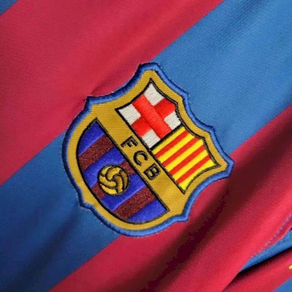 Barcelona 2005/06 Home Ucl Edition Long Sleeves Retro Jersey - Image 3