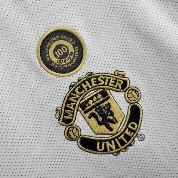 Manchester United 2001/02 Centenary Reversible Away And Third Long Sleeves Retro Jersey - Image 4
