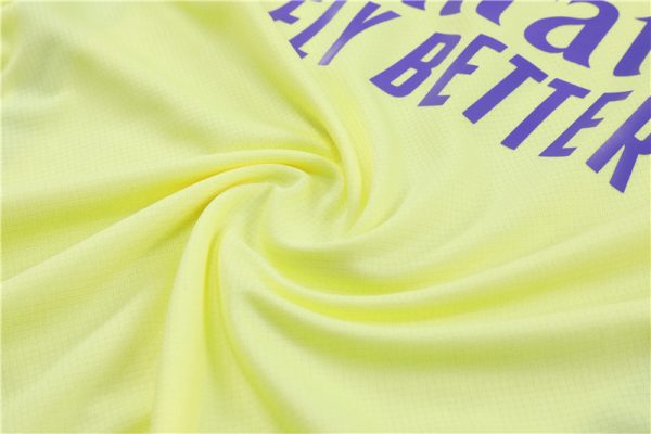 Real Madrid 2023/24 Training Adult Jersey+Short 14001 - Image 3