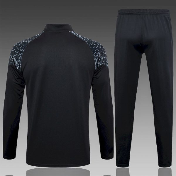 Ac Milan 2023/24 Half-Zip Adult Sweater+Pant 815 - Image 2