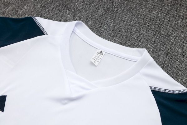 Real Madrid 2023/24 Training Adult Jersey+Pant 815 - Image 4