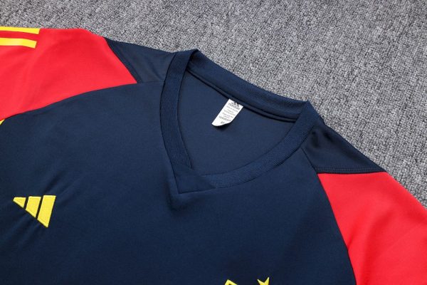 Spain 2023/24 Training Adult Jersey + Pant 815 - Image 4