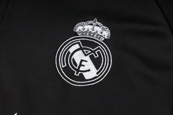 Real Madrid 2023/24 Half-Zip Adult Sweater+Pant 815 - Image 4