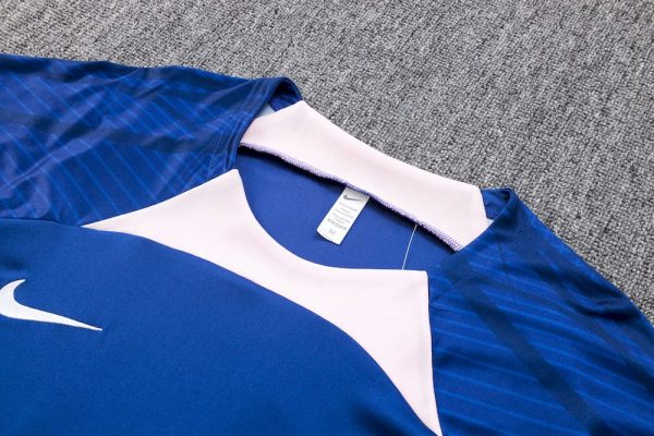 Atletico Madrid 2023/24 Training Adult Jersey+Short 815 - Image 3