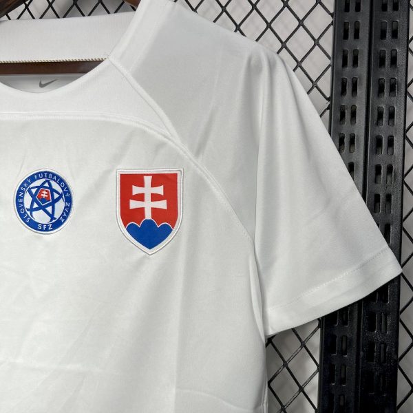 Slovakia 2024/25 Euro Away Jersey - Image 3