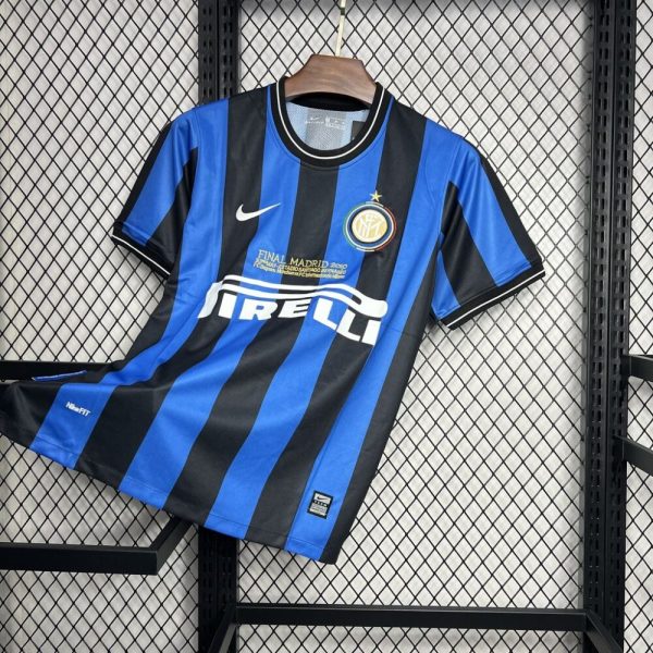 Inter Milan 2009/10 Home Retro Jersey - Image 11