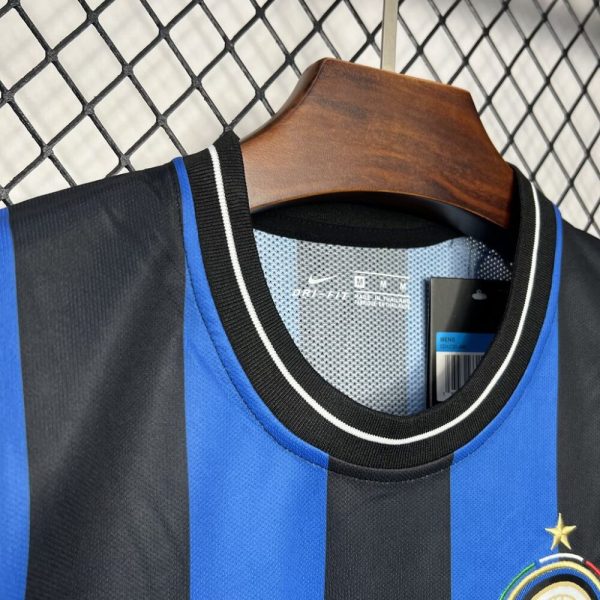 Inter Milan 2009/10 Home Retro Jersey - Image 10
