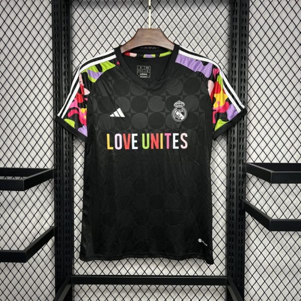 Real Madrid 2024/25 Pre-Match Training Jersey - Image 3