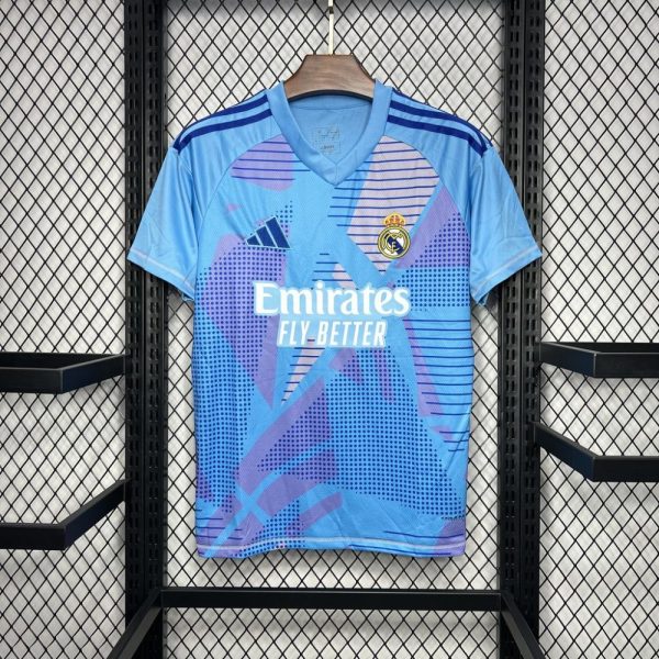 Real Madrid 2024/25 Goalkeeper Jersey - Image 7