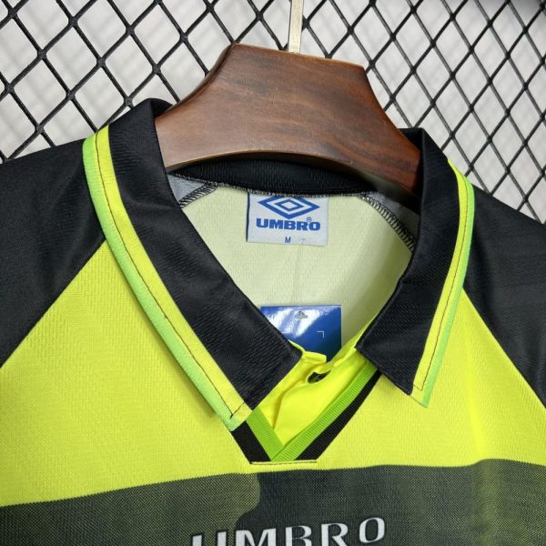 Celtic 1996/97 Away Retro Jersey - Image 5