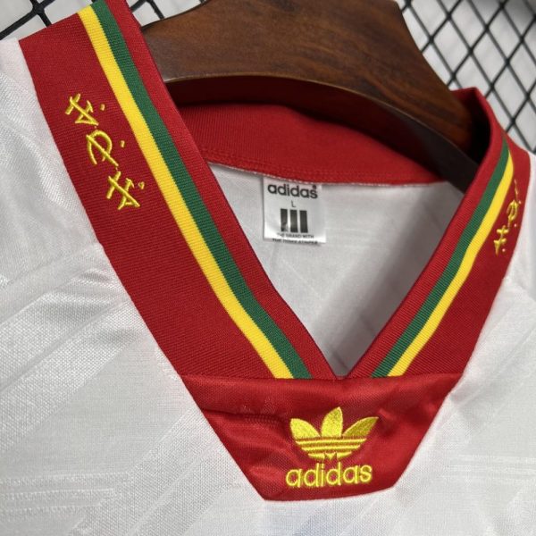 Portugal 1992/94 Away Retro Jersey - Image 8