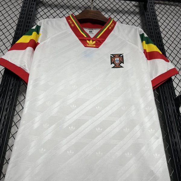 Portugal 1992/94 Away Retro Jersey - Image 4