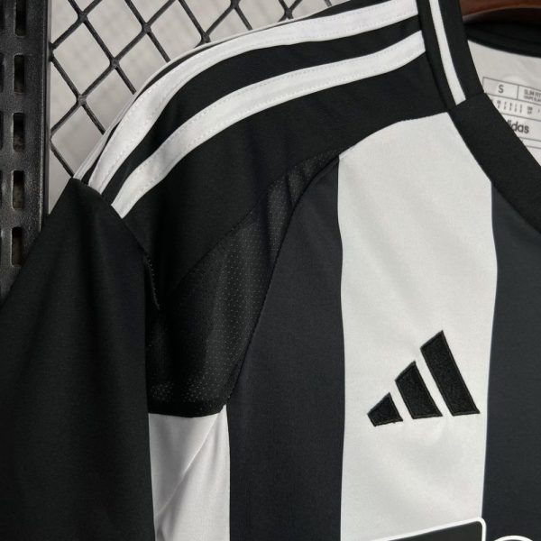 Newcastle United 2024/25 Home Jersey - Image 6